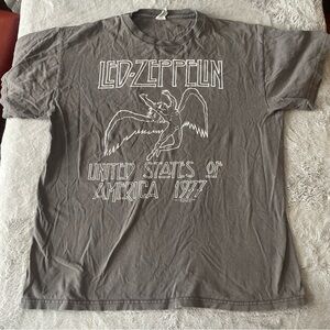 Led Zeppelin Gray T-Shirt for Men size medium
